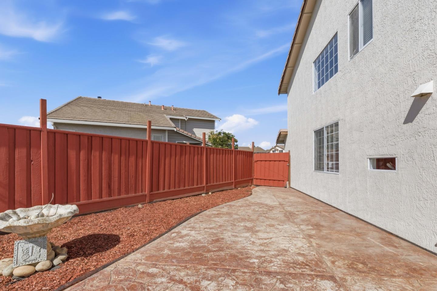 Property photo 32