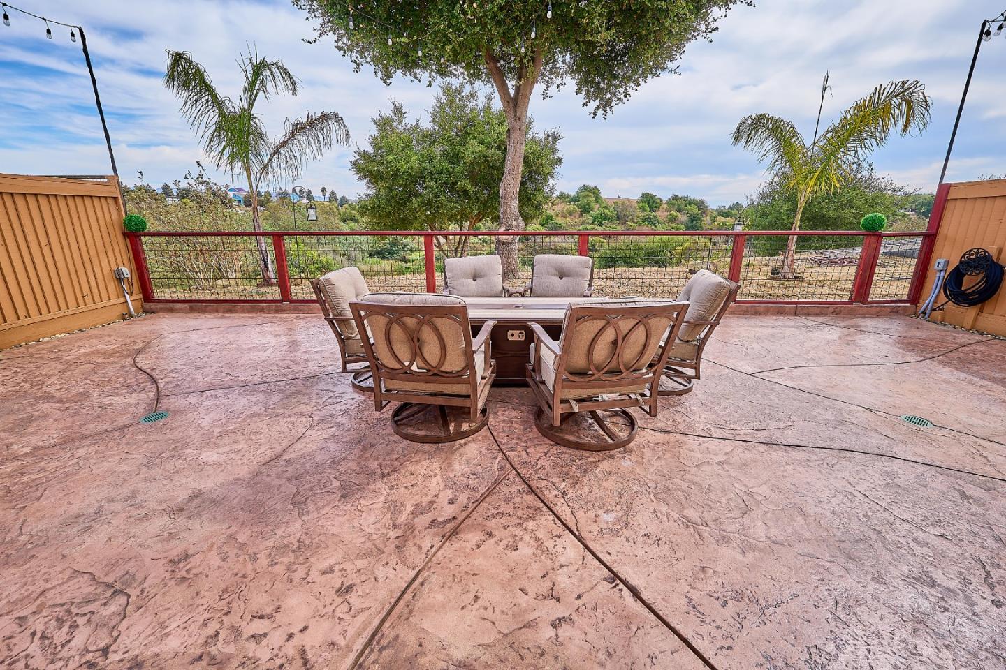 Property photo 37