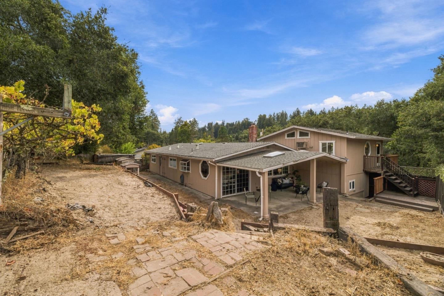 Property photo 31