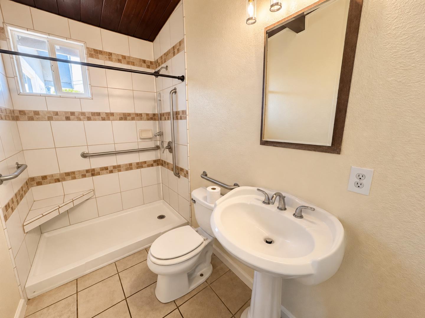 Property photo 28