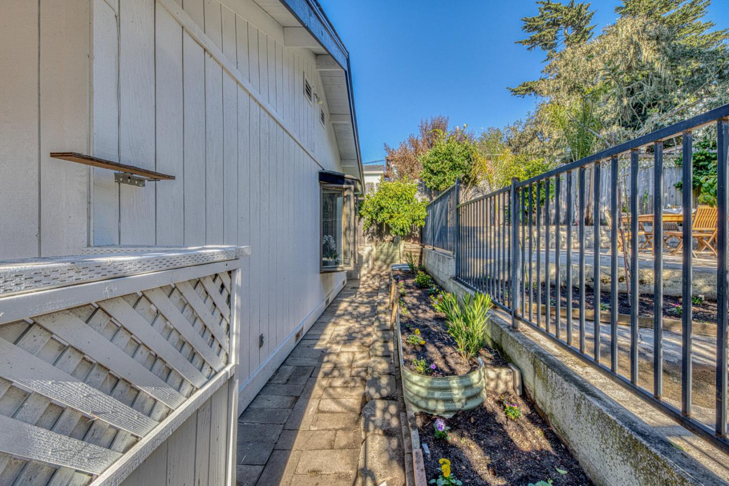 Property photo 28