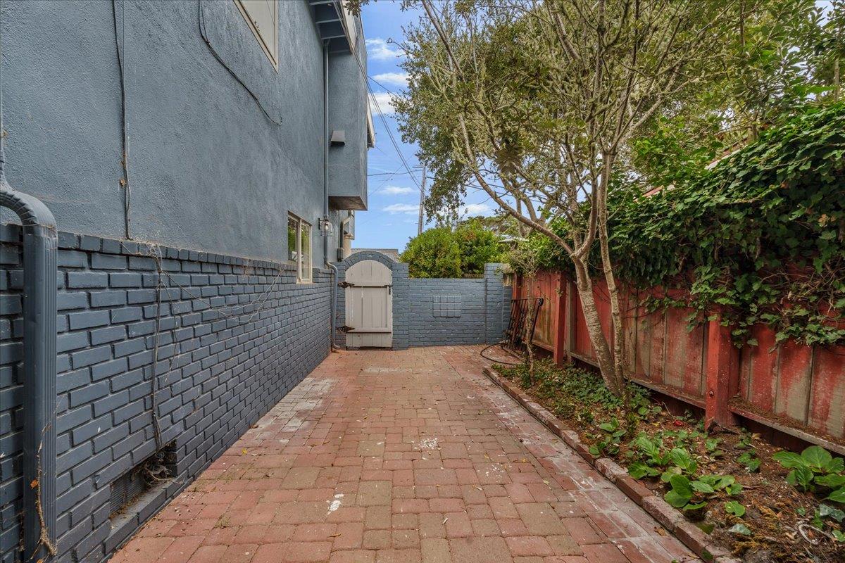 Property photo 43