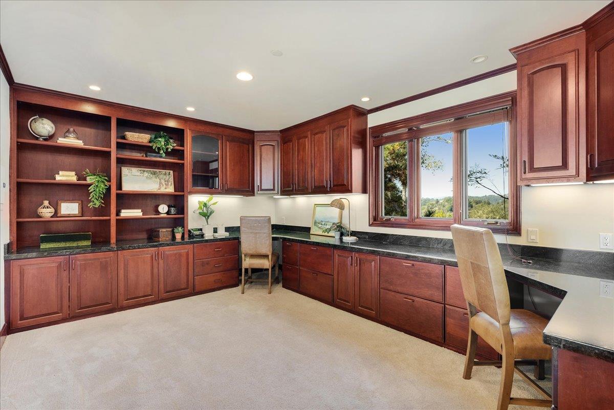 Property photo 36