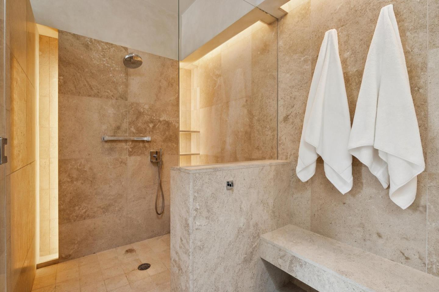 Property photo 44