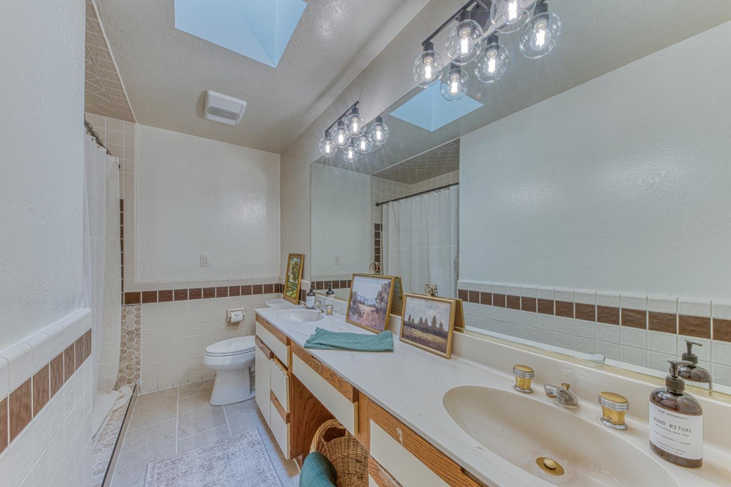 Property photo 43