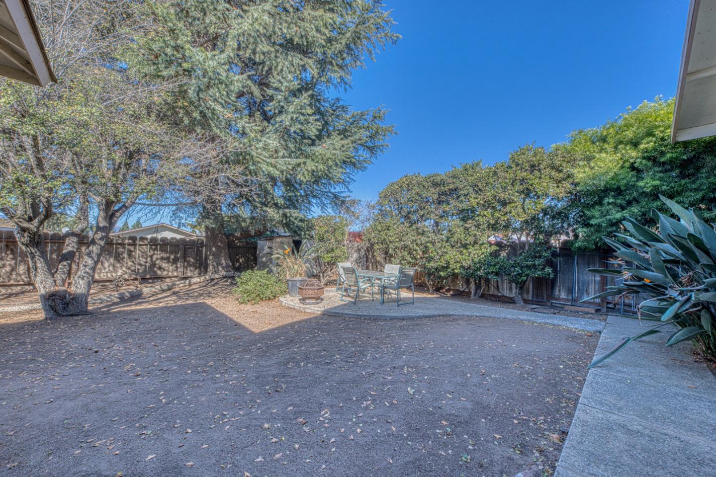 Property photo 45