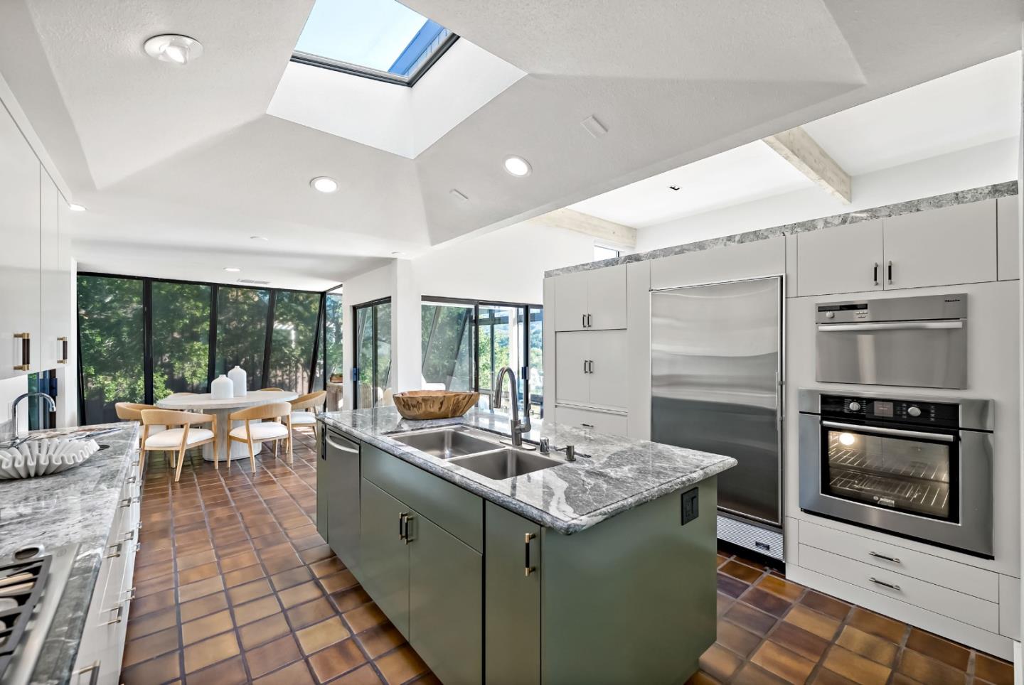 Property photo 24