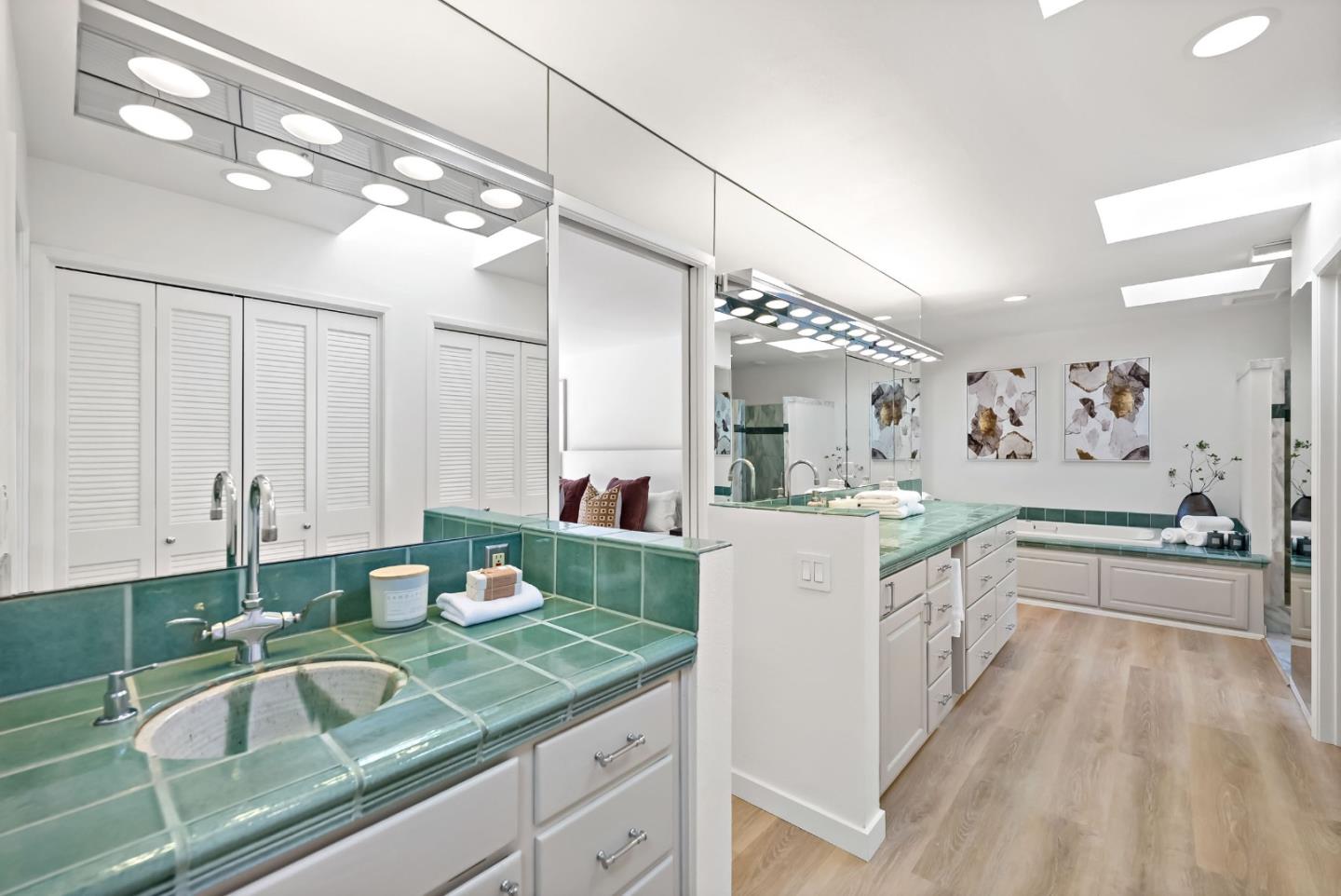 Property photo 32
