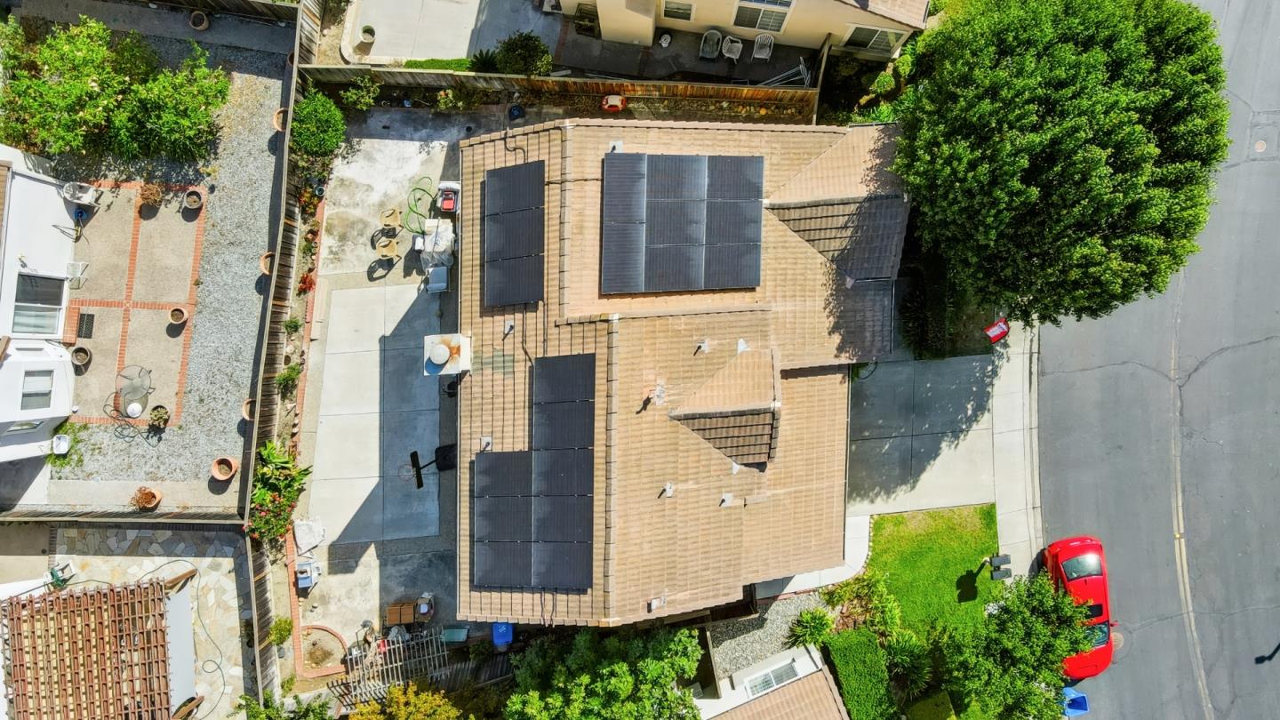 Property photo 31