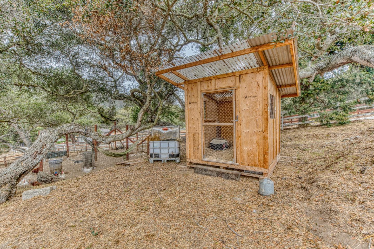 Property photo 37