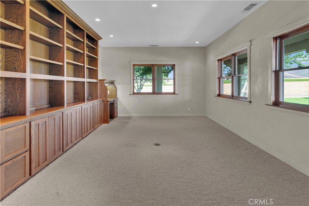 Property photo 50