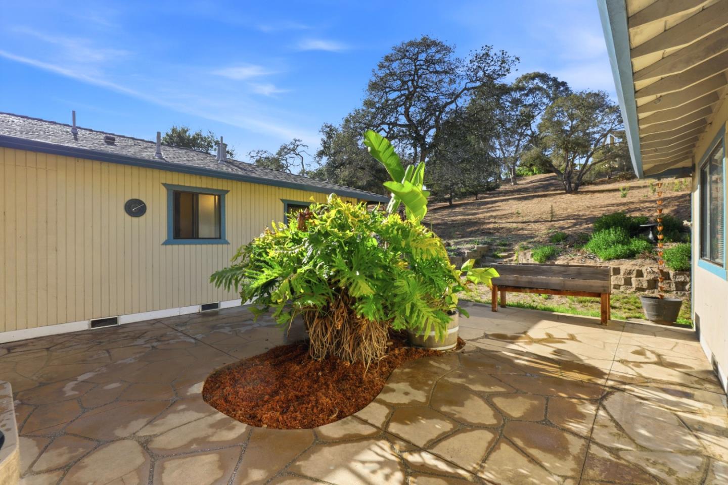 Property photo 34