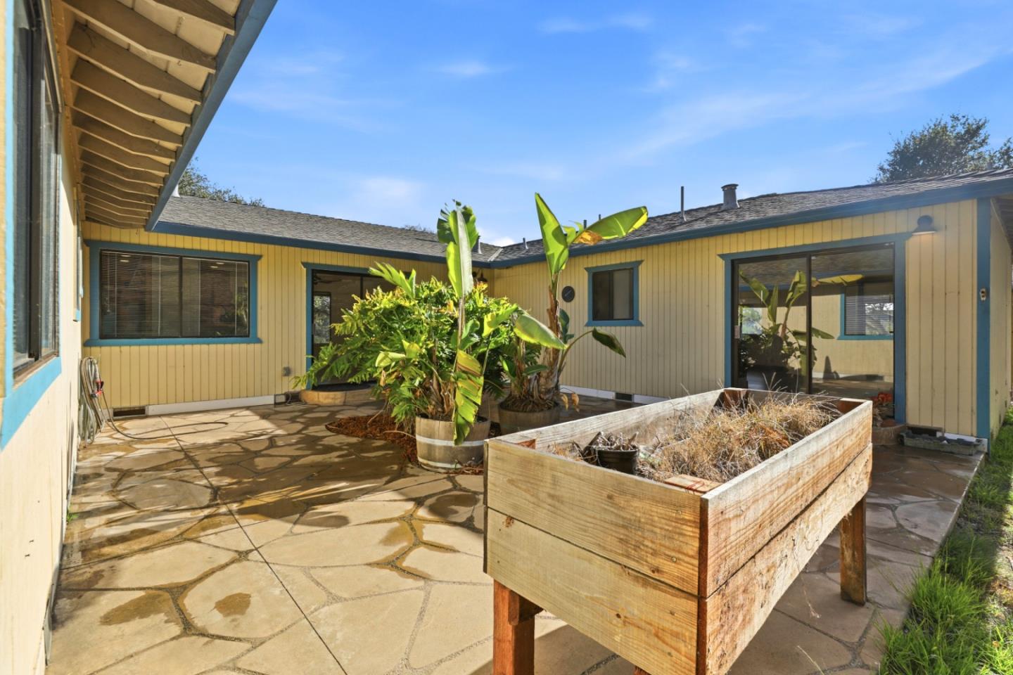 Property photo 37