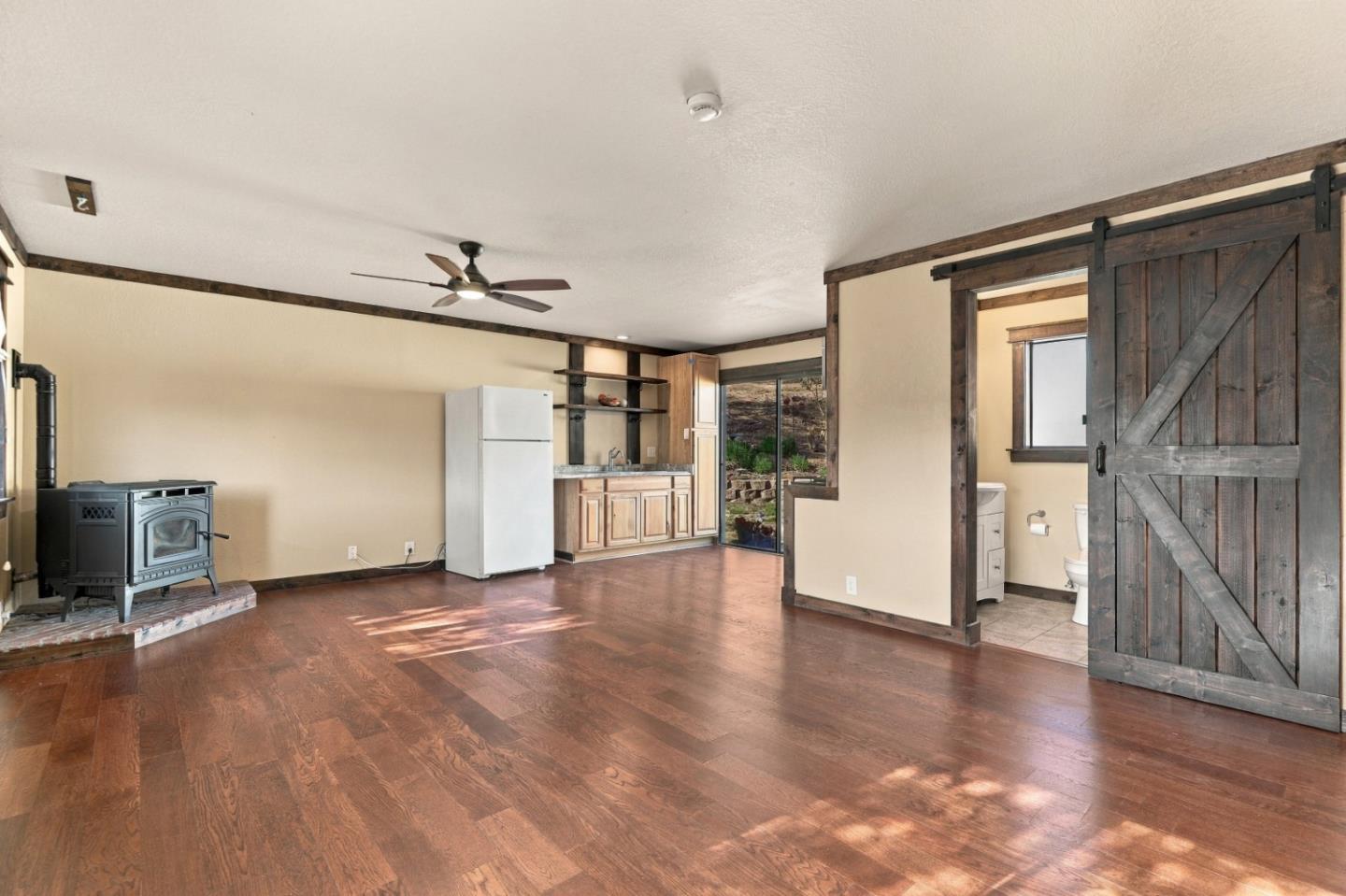 Property photo 38