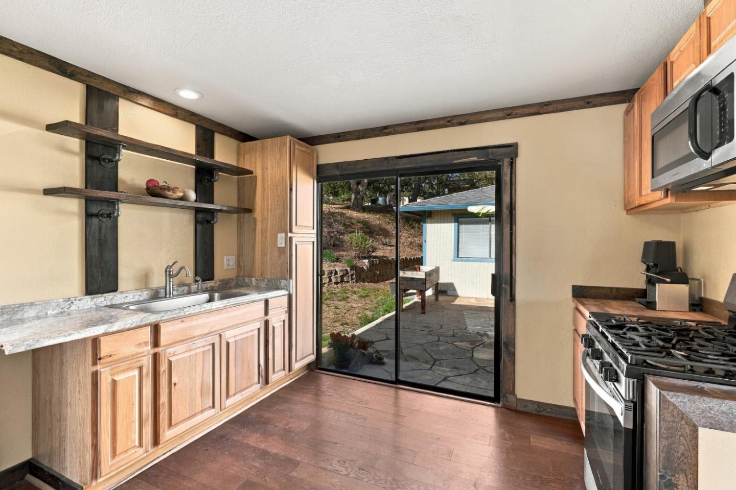 Property photo 42