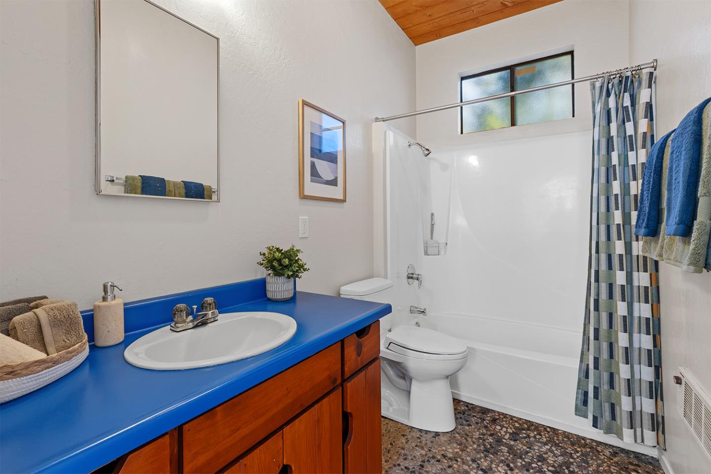 Property photo 44