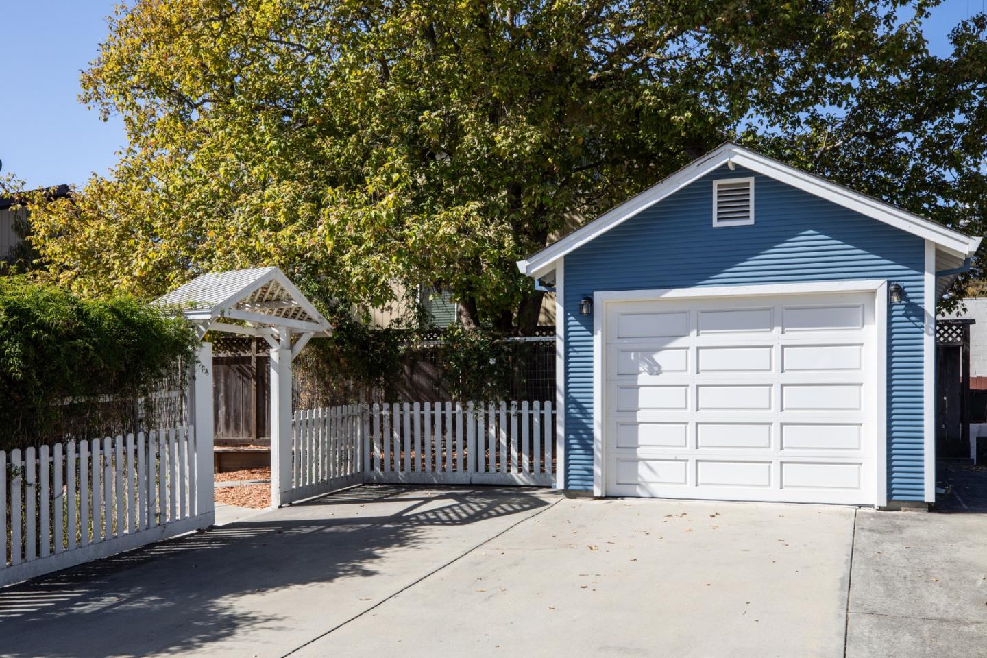 Property photo 30