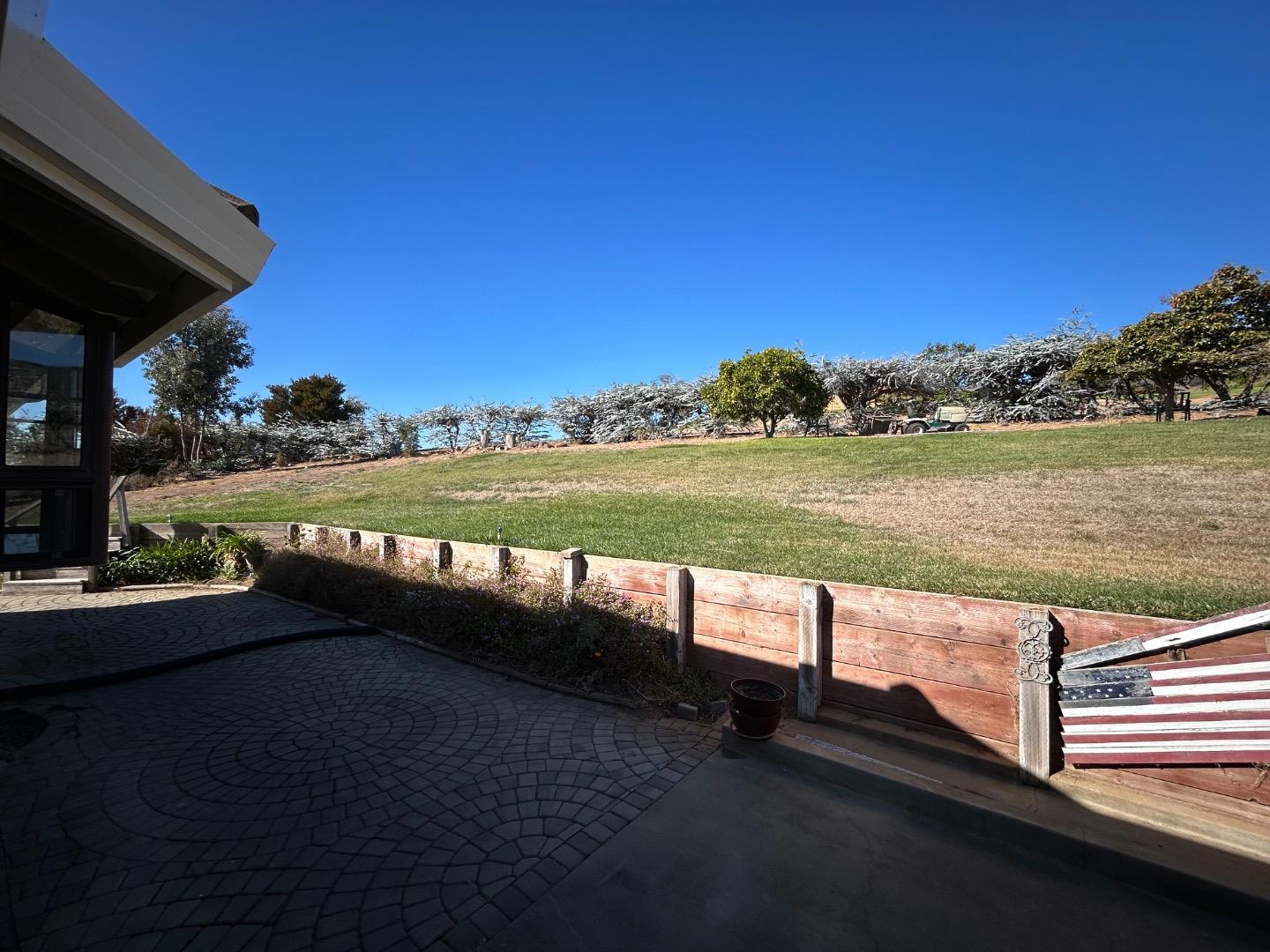 Property photo 40