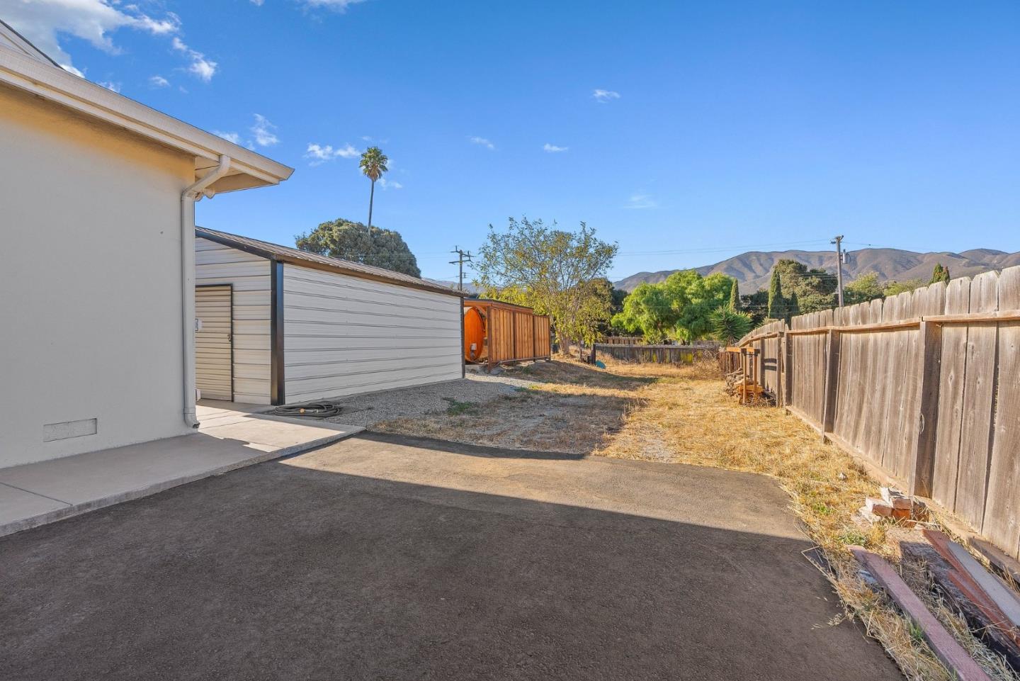 Property photo 44