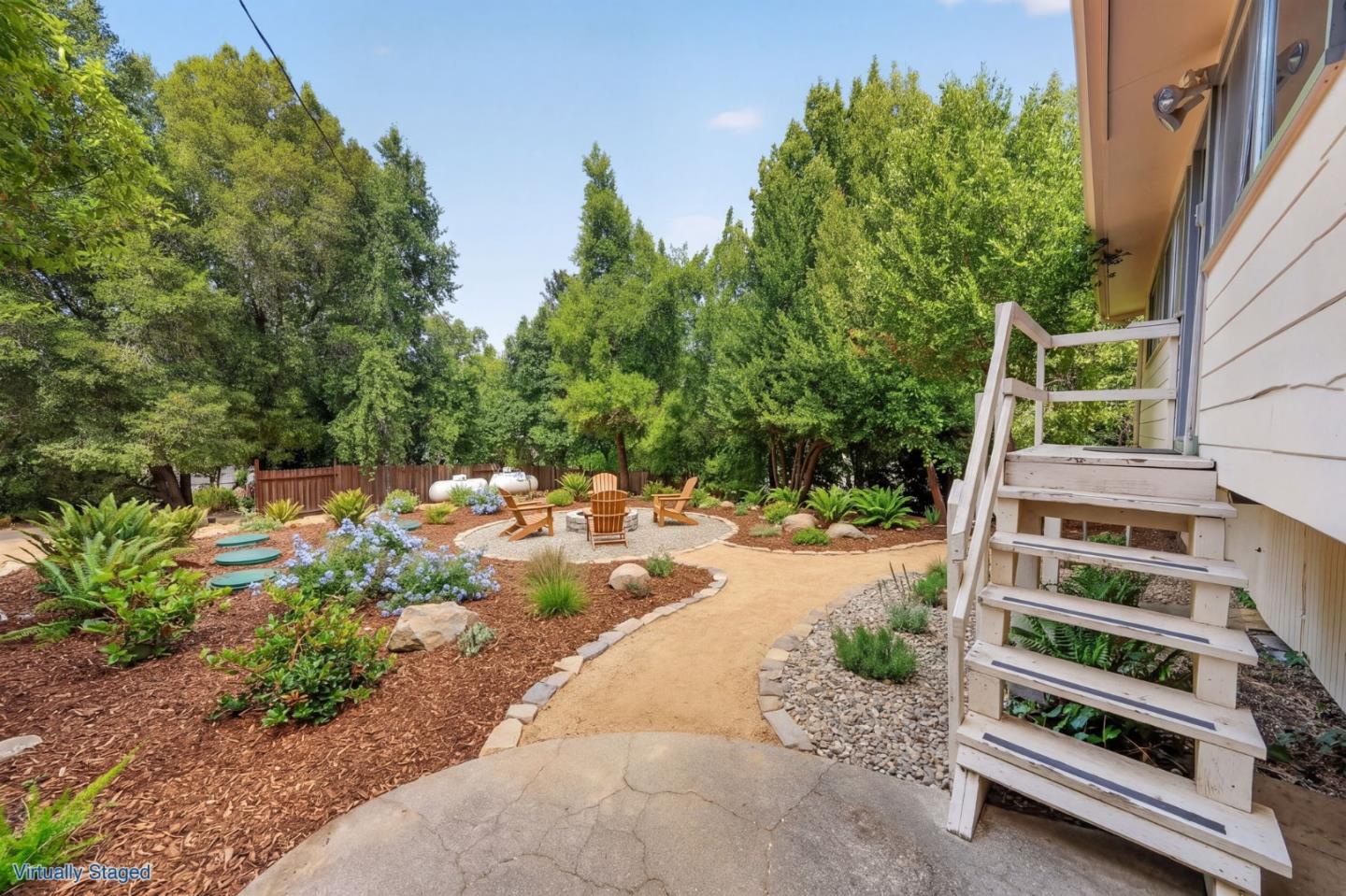 Property photo 33