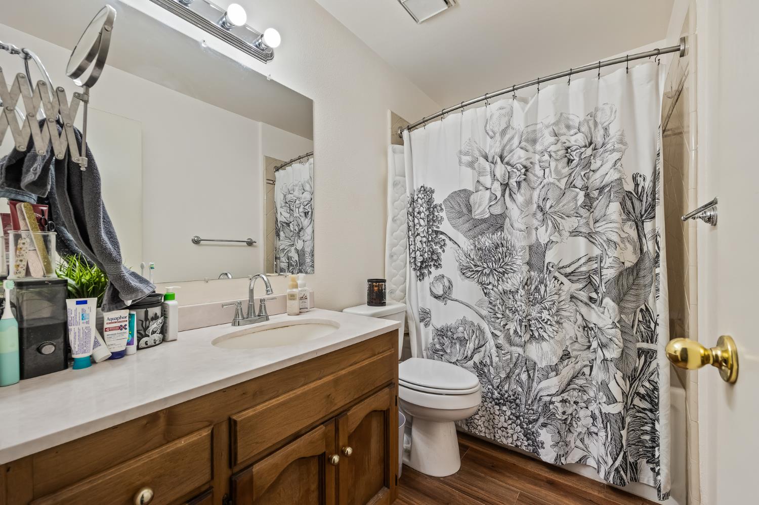 Property photo 44