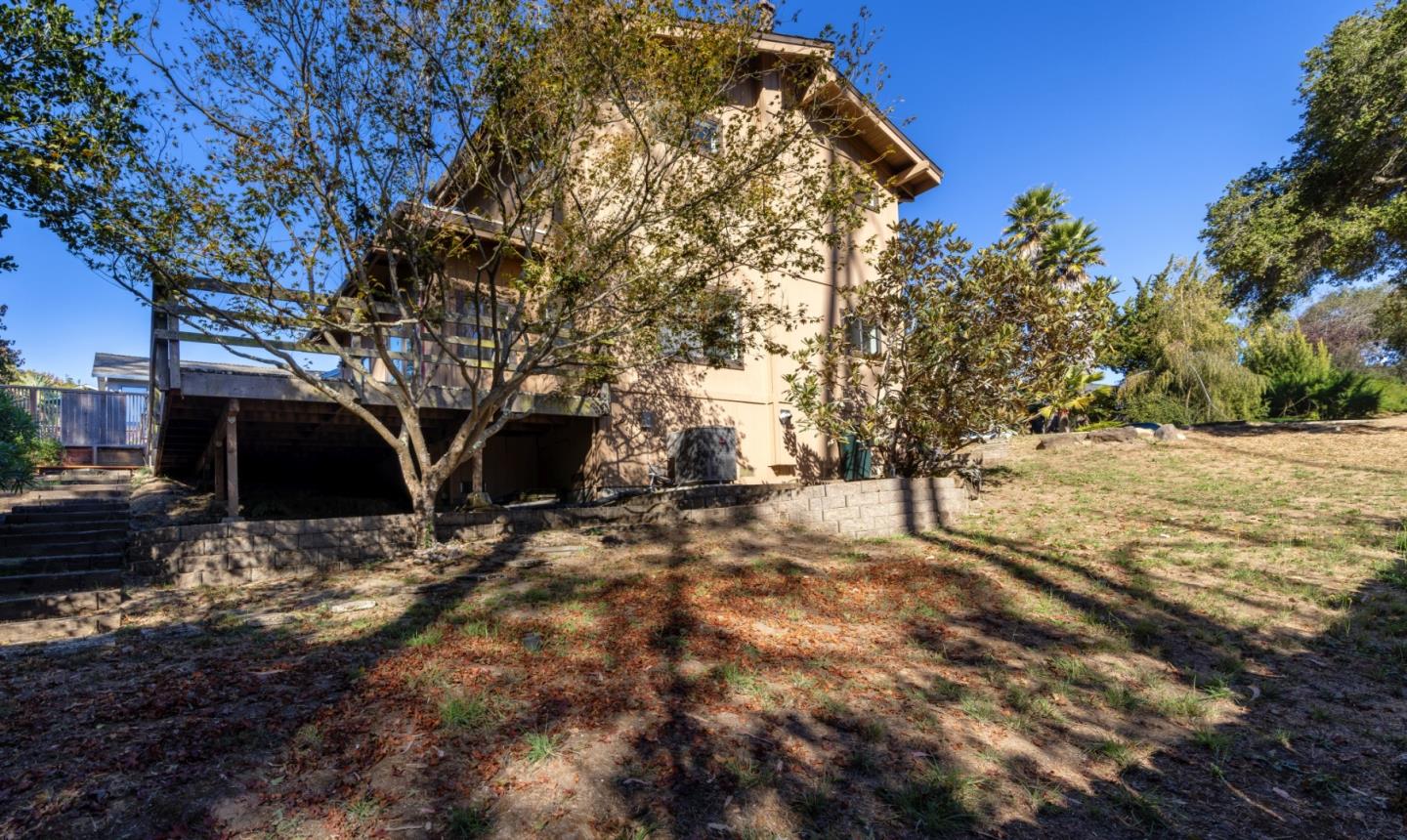Property photo 36
