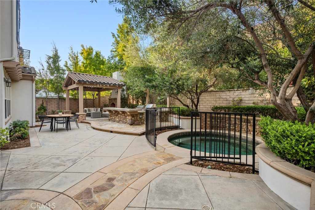 Property photo 36