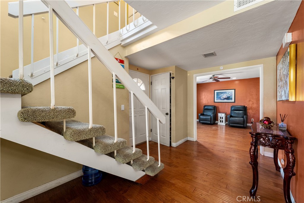 Property photo 28