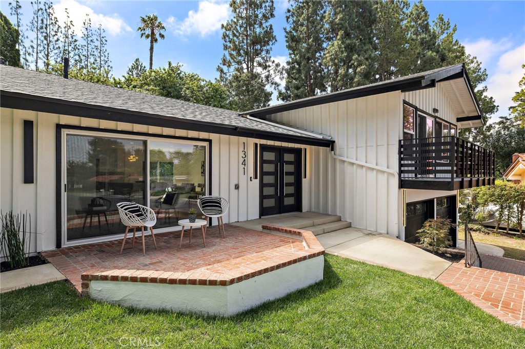 Property photo 35