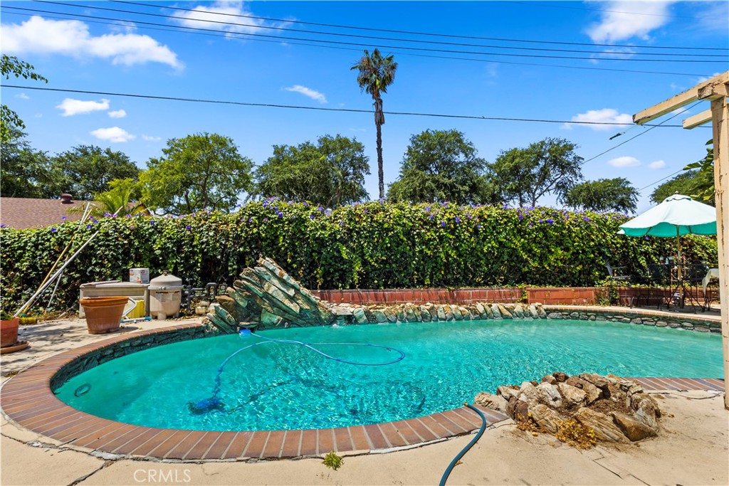 Property photo 25