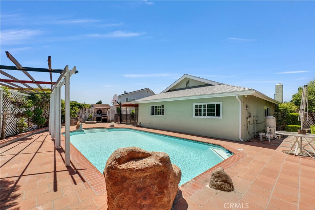 Property photo 42