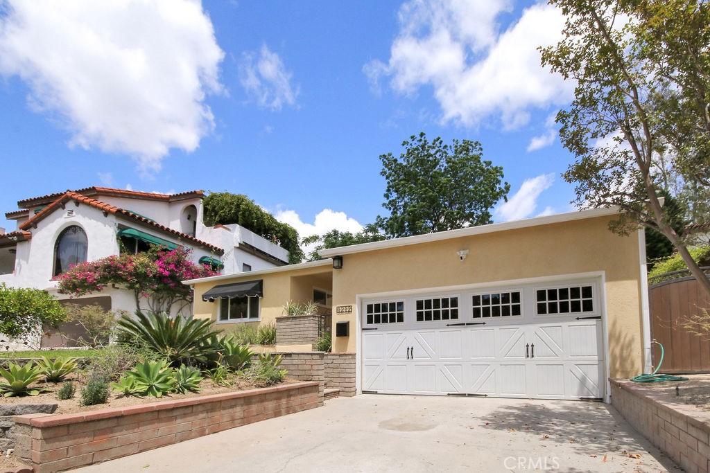 Property photo 28