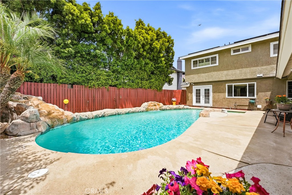 Property photo 33