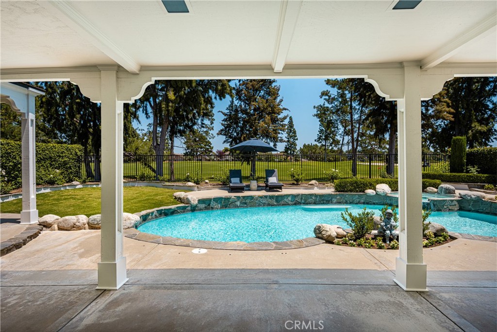 Property photo 40