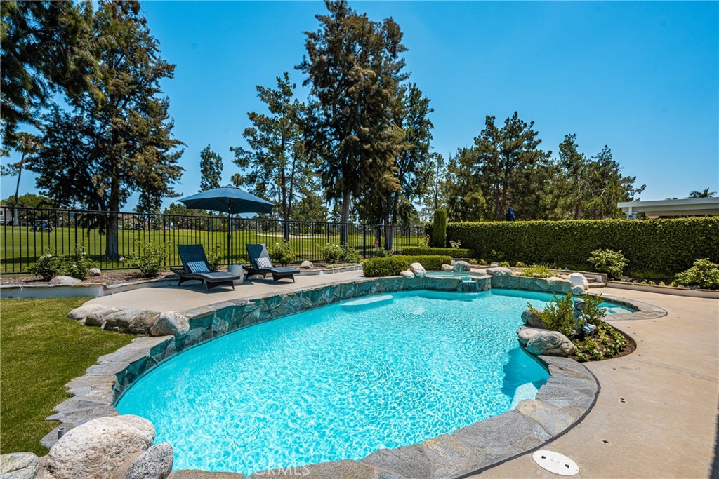 Property photo 42