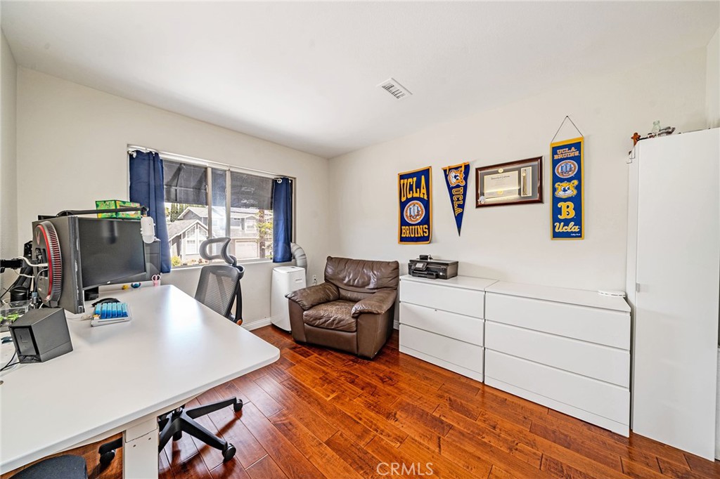 Property photo 35