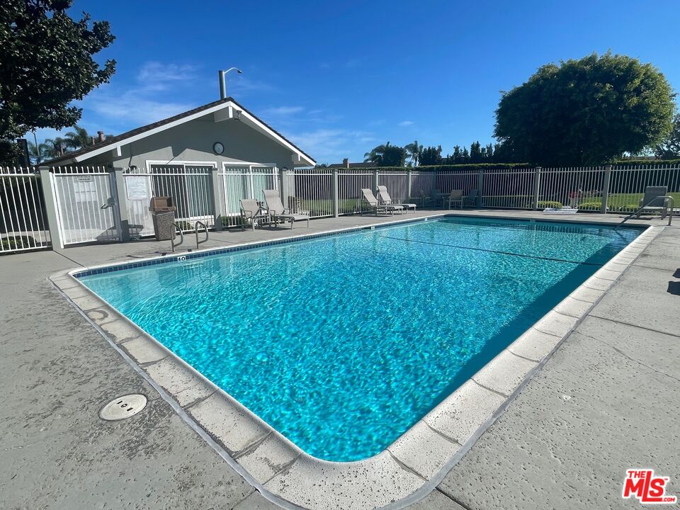 Property photo 44