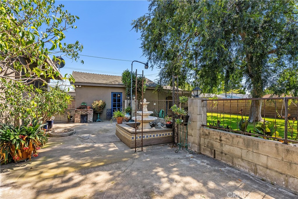 Property photo 35