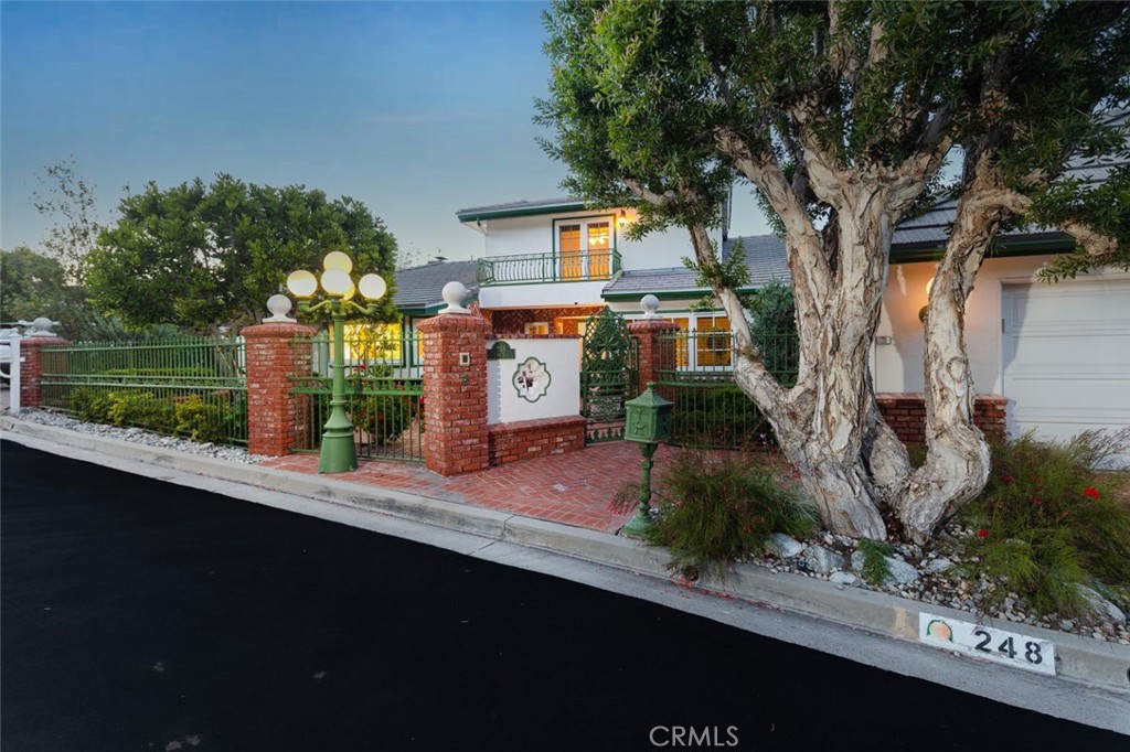 Property photo 44