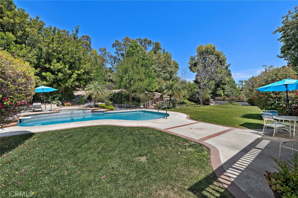 Property photo 32