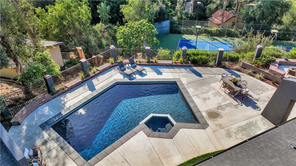 Property photo 27