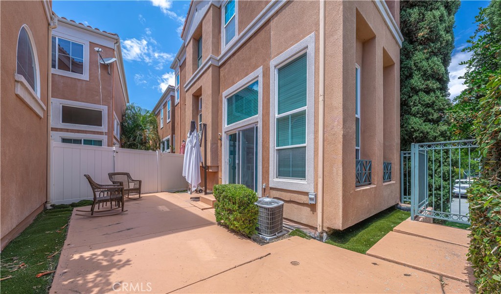 Property photo 38