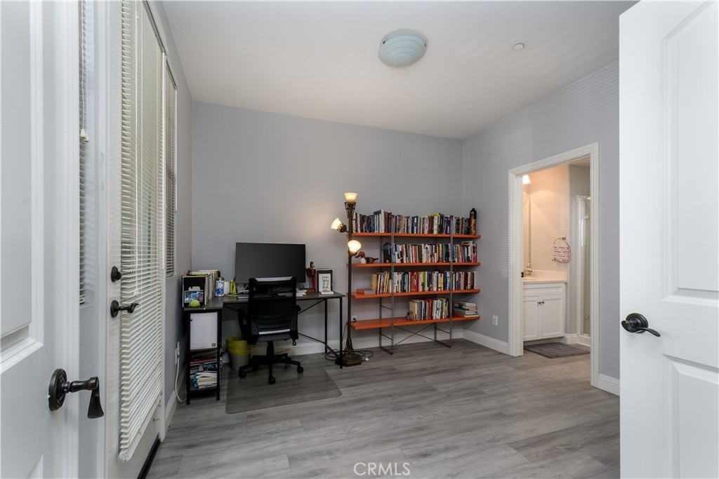 Property photo 24