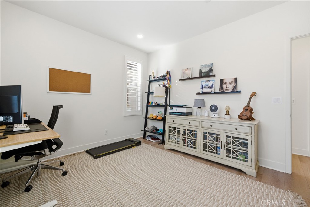 Property photo 28