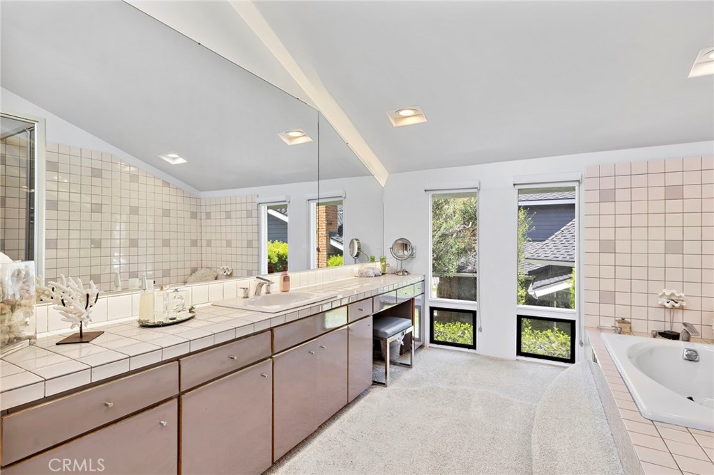 Property photo 50