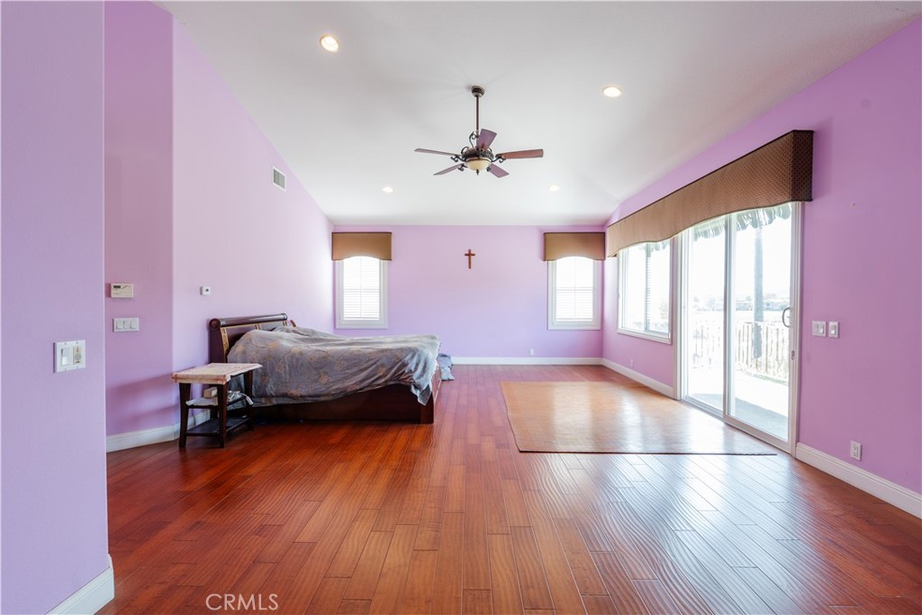 Property photo 38