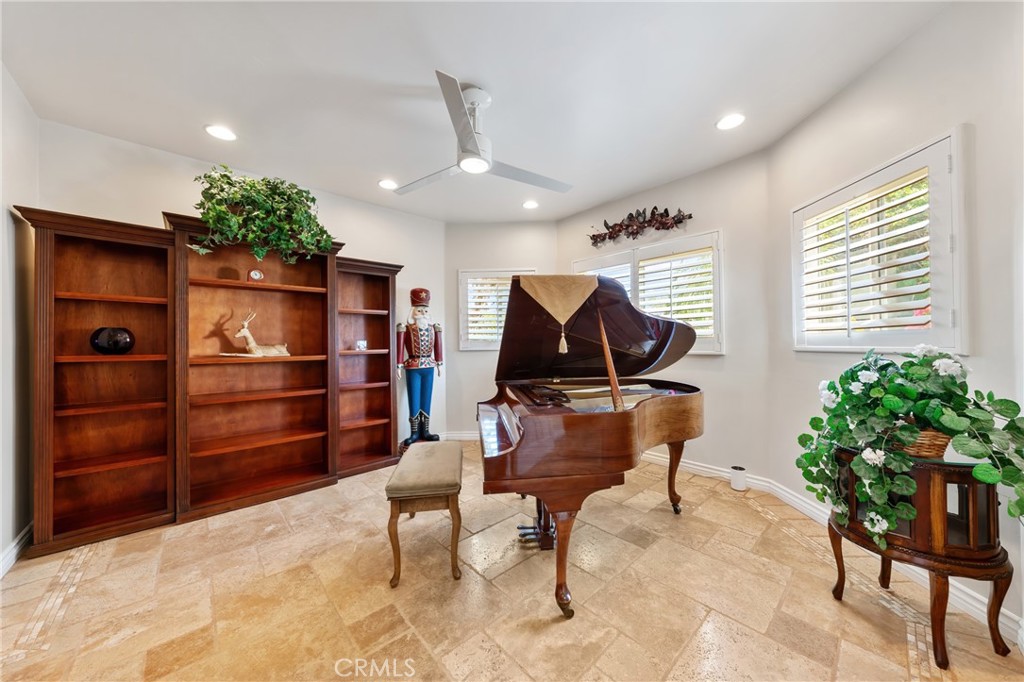 Property photo 34