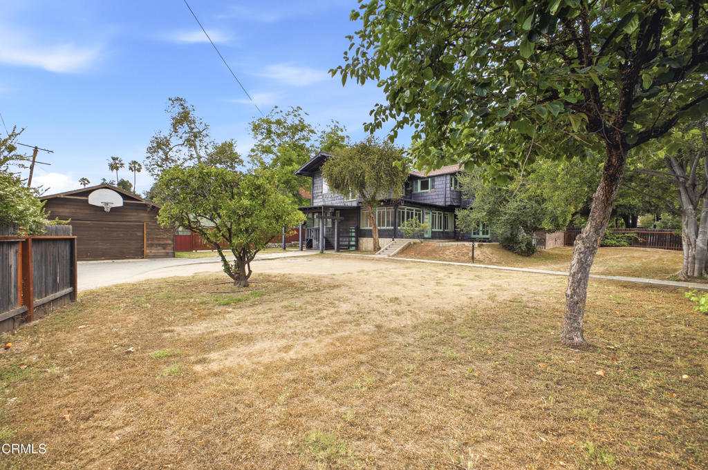 Property photo 32