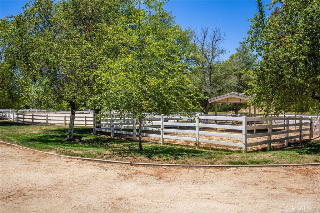 Property photo 46