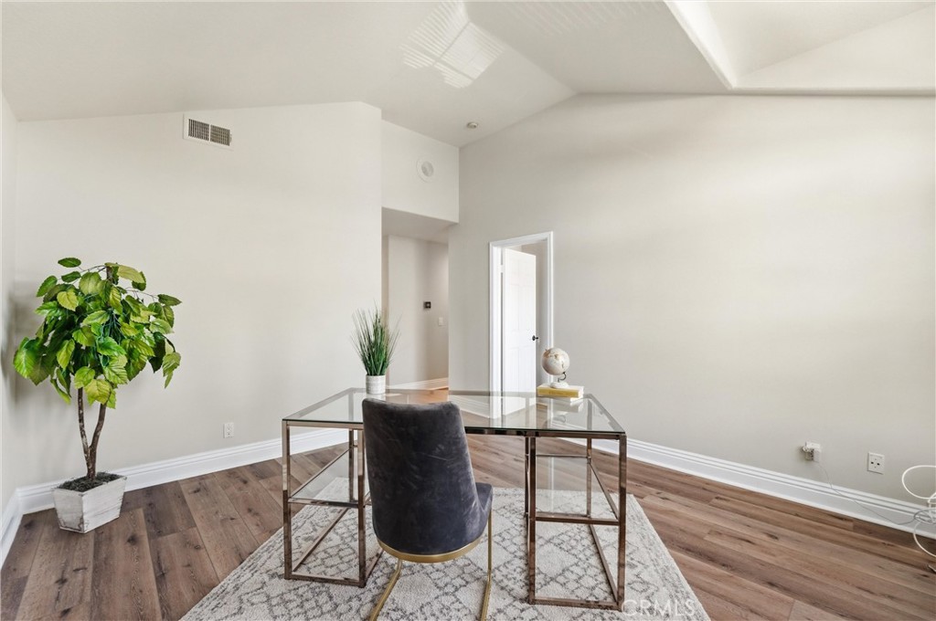 Property photo 44